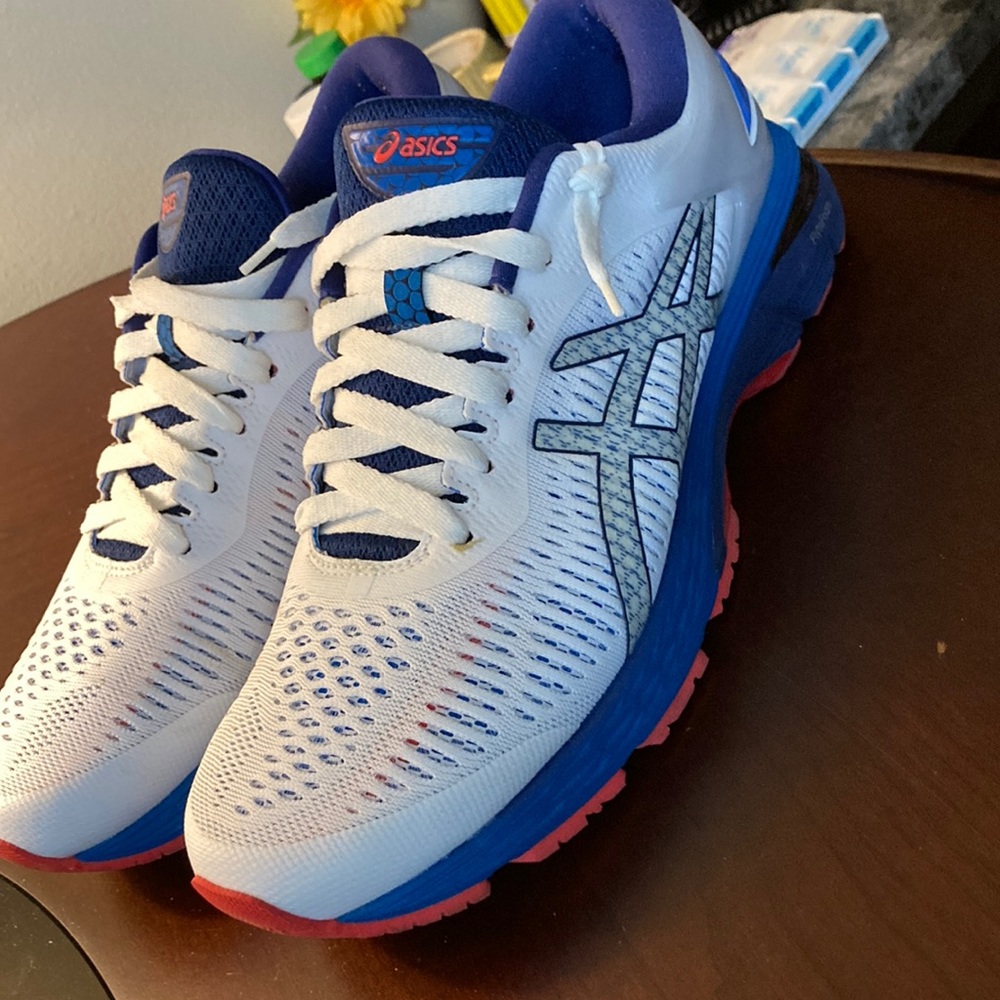 ASICS kayano 25